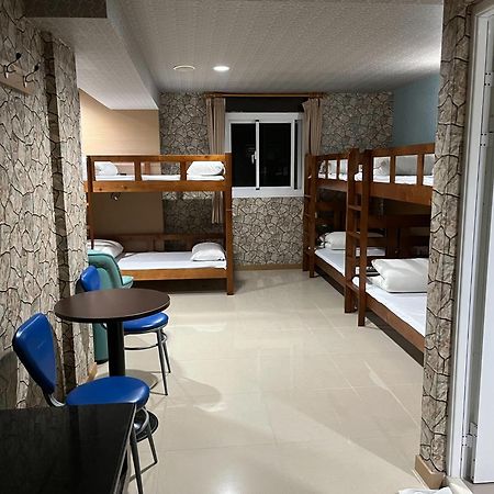 Hua Xiang Motel - Arena Kaohsiung Exterior foto